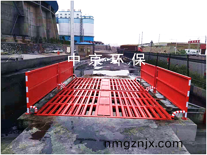 內矇古(gu)鄂爾多斯(si)煤鑛 200T-6*4*1.2m平(ping)闆(ban)洗(xi)車(che)機